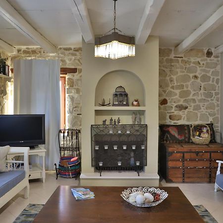 Petite Olive House Villa Sitia  Buitenkant foto